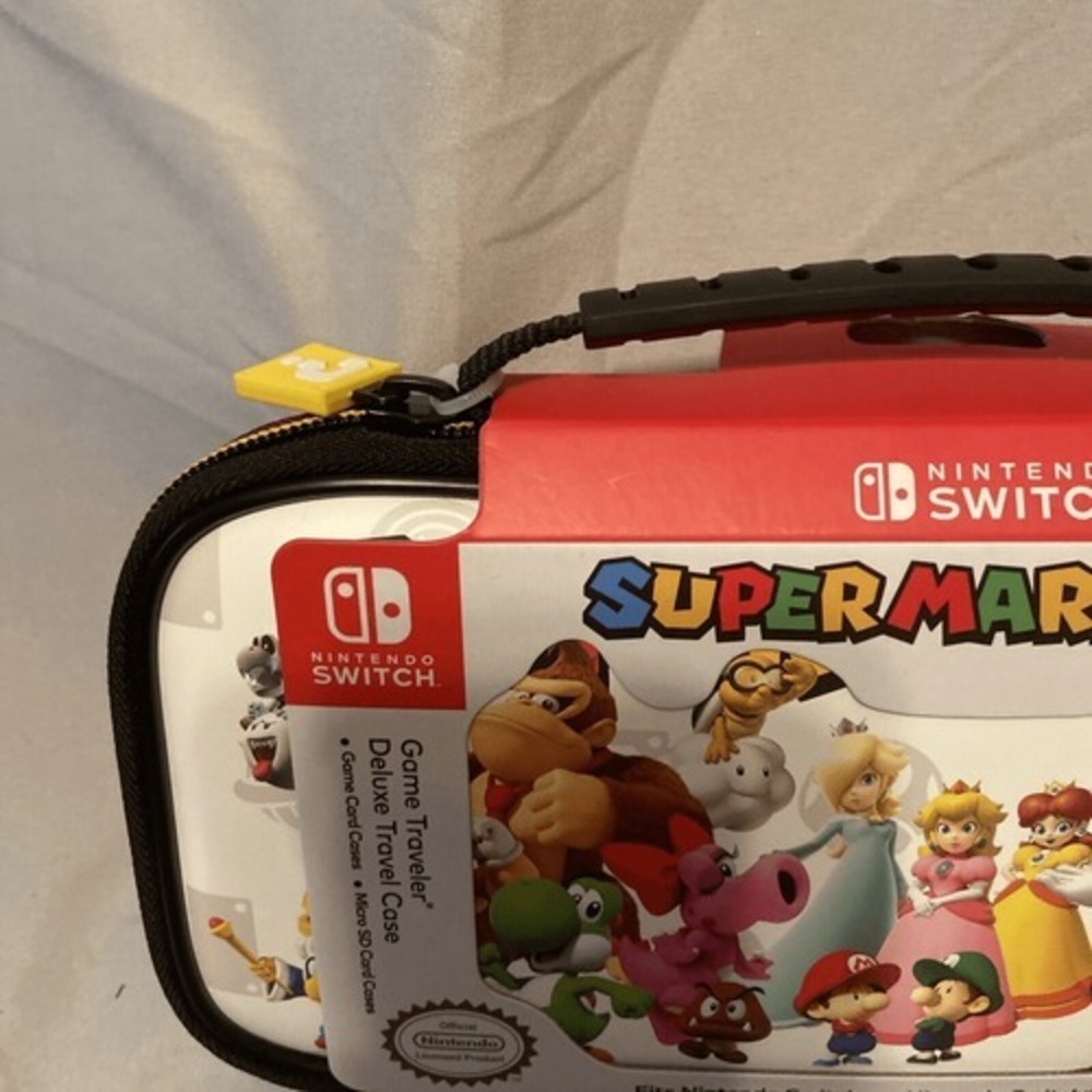 NWT Super Mario Themed Nintendo Switch Deluxe Travel Carrying & Micro Card Case - Picture 5 of 5